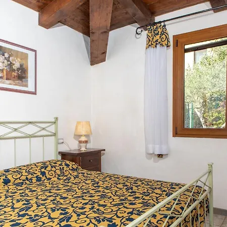 Sa Rocca 10 Apartment